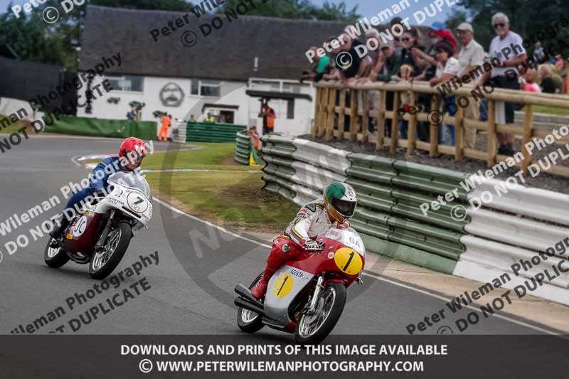 Vintage motorcycle club;eventdigitalimages;mallory park;mallory park trackday photographs;no limits trackdays;peter wileman photography;trackday digital images;trackday photos;vmcc festival 1000 bikes photographs